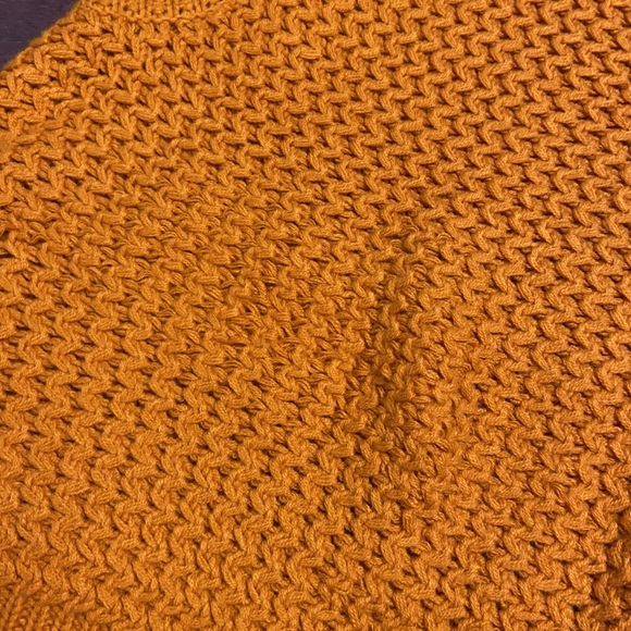 Mustard Yellow Chunky Knit Vest - Picture 6 of 12